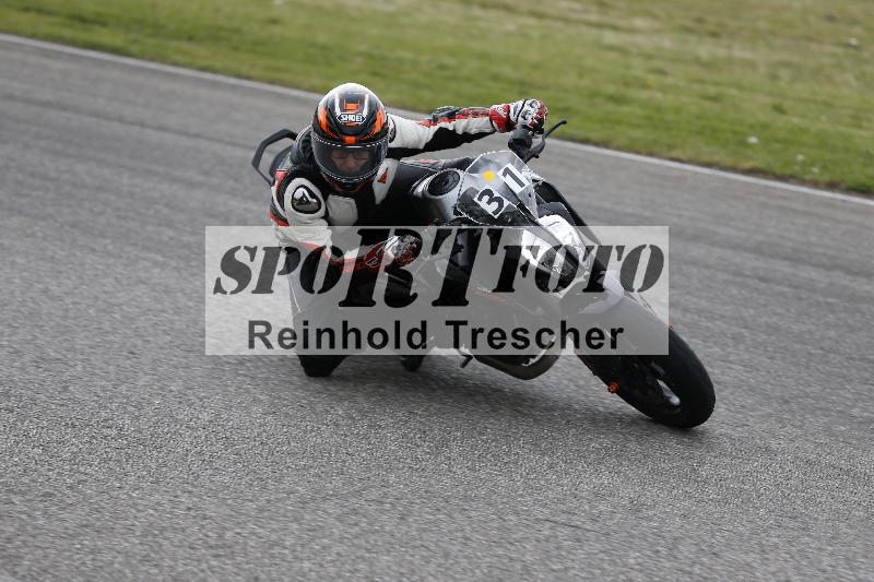 Archiv-2025/10 23.04.2025 Cornu Master School ADR/rot-rouge/31